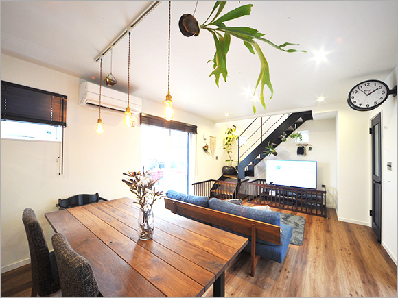 壁や階段下スペースを有効活用 階段まわりのアレンジ編 Life Label ライフレーベル