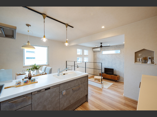 部屋数も遊び心も欲しいあなたへ 【ZERO-CUBE STEPFLOOR】